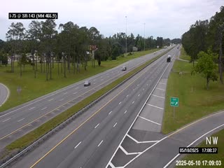 Traffic Cam I-75 @ MM 466.9 / CR-143