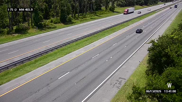 Live snapshot from I-75 @ MM 465.9
