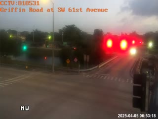 Traffic Cam SR-818 EB @ SW 61st Ave