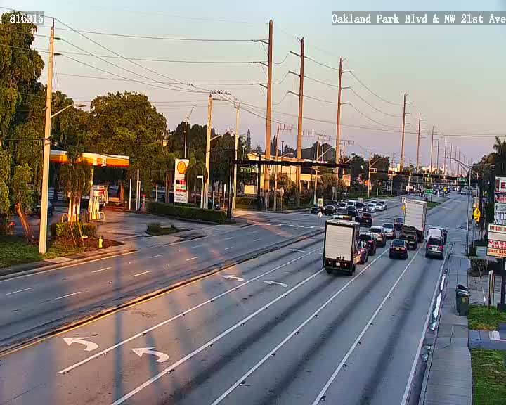 Live snapshot from Oakland Park Blvd east of NW 21st Avenue
