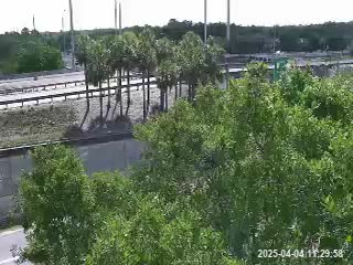 Traffic Cam SR-417 MM 38.2 at Aloma Ave