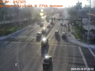 Traffic Cam Broward Blvd and SW 27th Ave