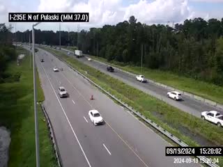 Traffic Cam I-295 E N of Pulaski Rd