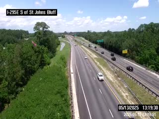 Traffic Cam I-295 E at S of St Johns Bluff Rd