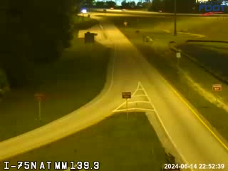 Traffic Cam I-75N At Luckett M139