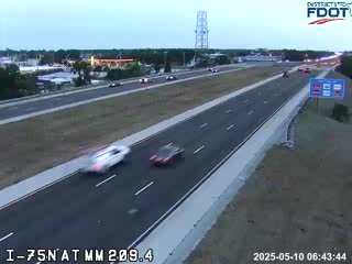 Traffic Cam 2094N 75 S/O PALMER BLVD M209