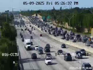 Traffic Cam I-95 at Northwest 95th Street