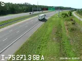 Traffic Cam I-75 SB at MM 271.6