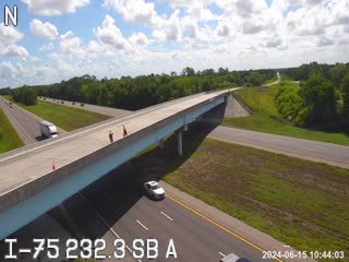 Traffic Cam I-75 232.3 SB